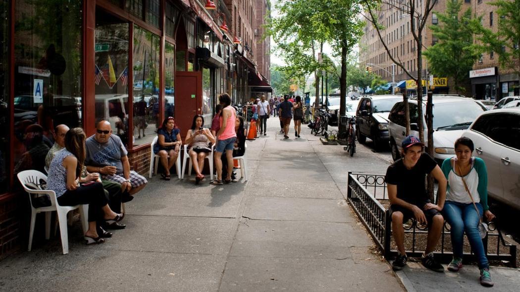 Cozy At The Heart Of Jackson Heights With Free Parking Pensión Nueva York